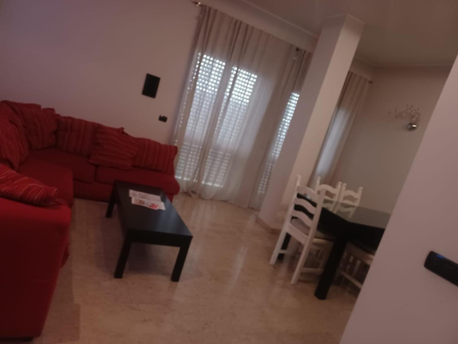 פיאצ'נצה Residence Taverna מראה חיצוני תמונה